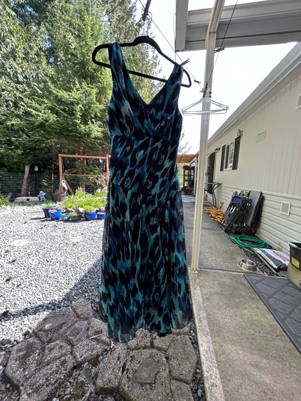Teal and Green Abstract Print Maxi Dress - Picture 5 of 7